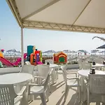 فندق Metropol 4*